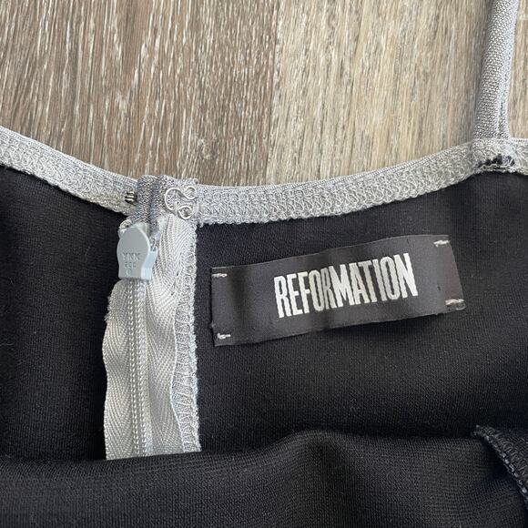 Reformation Crawford Mini Dress Silver Metallic -
Size: Small - Picture 6 of 12